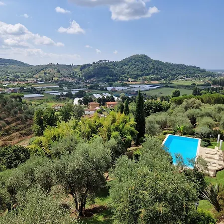 Il Pino - Charming With Pool Holiday home