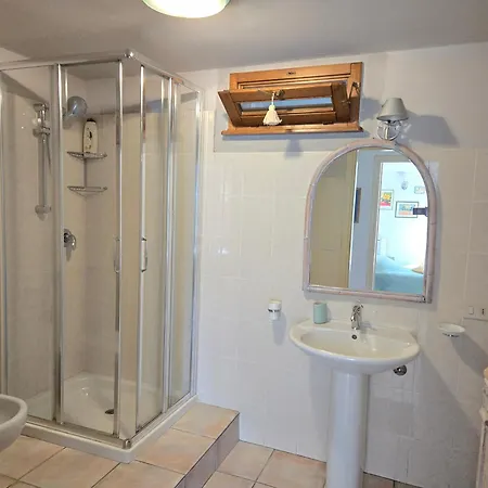 Il Pino - Charming With Pool Holiday home Massarosa